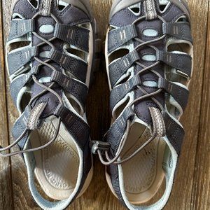 Keen Newport H2 Women's Size 10 1/2